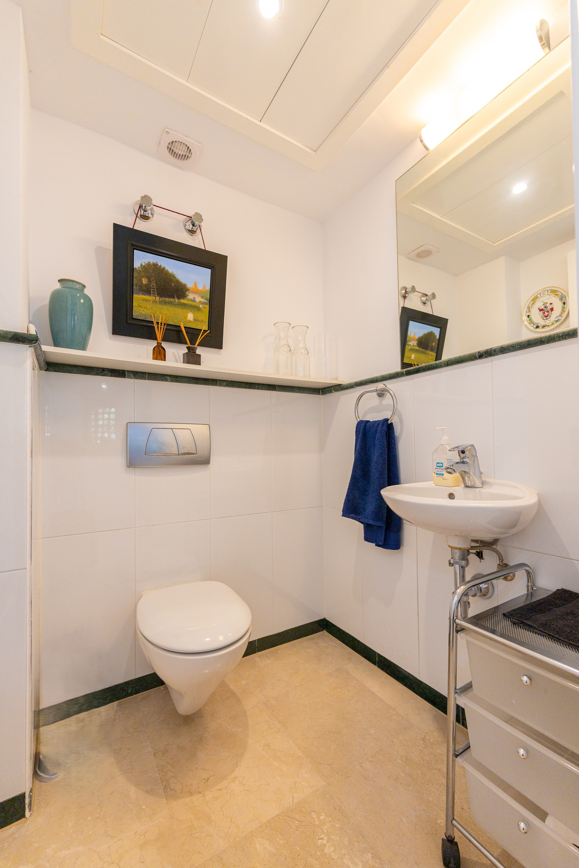 Corner Apartment with Sea Views & Pool in Calahonda — Calahonda