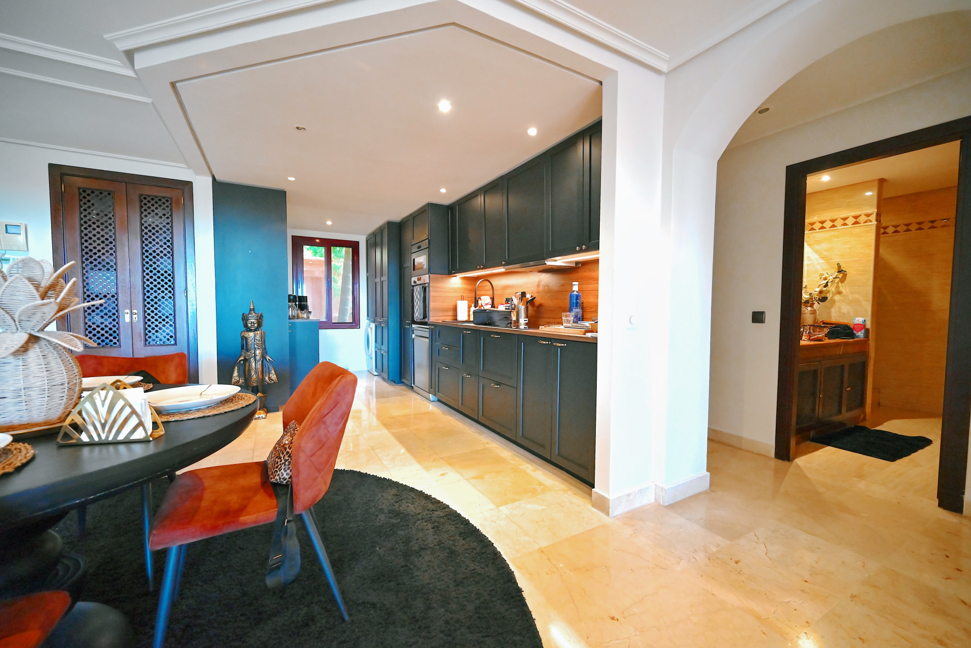 2-Bed Ground-Floor Apartment with Garden & Pool, La Mairena — Marbella Este - La Mairena