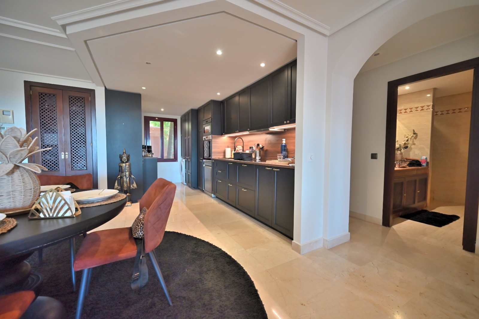2-Bed Ground-Floor Apartment with Garden & Pool, La Mairena — Marbella Este - La Mairena