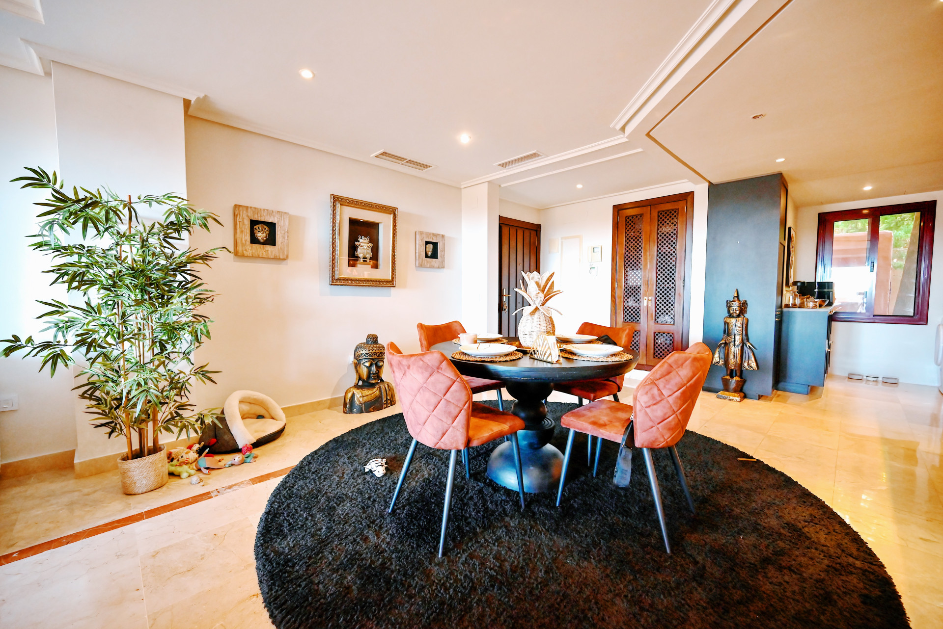 2-Bed Ground-Floor Apartment with Garden & Pool, La Mairena — Marbella Este - La Mairena