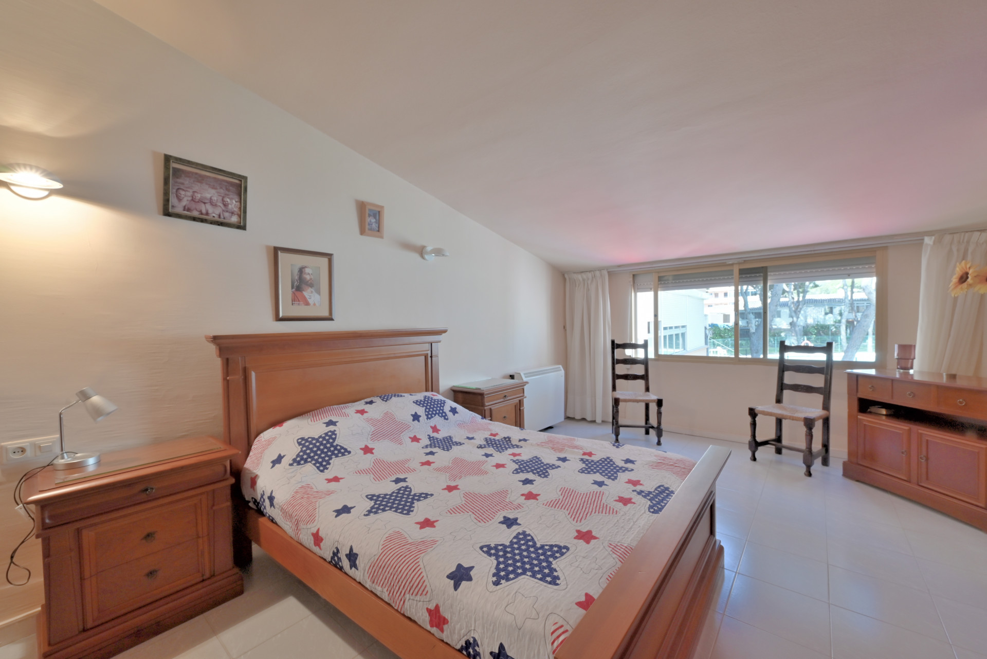 Charming 3-Bed Townhouse with Pool in Calypso, Calahonda — Calahonda