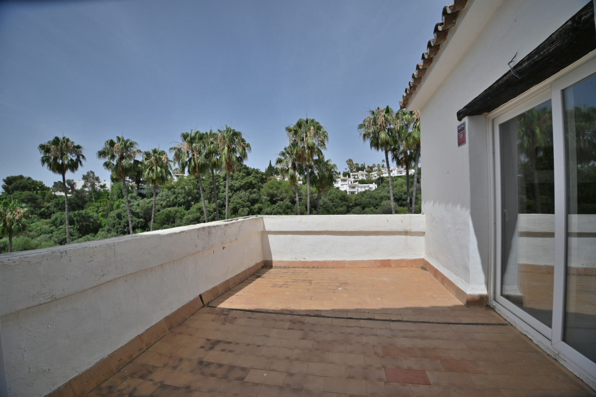 Two-Bedroom Villa with Pool & Development Potential in Calahonda — Calahonda