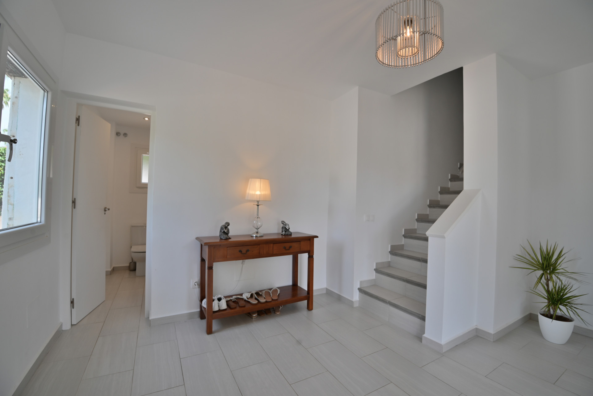 Two-Bedroom Villa with Pool & Development Potential in Calahonda — Calahonda