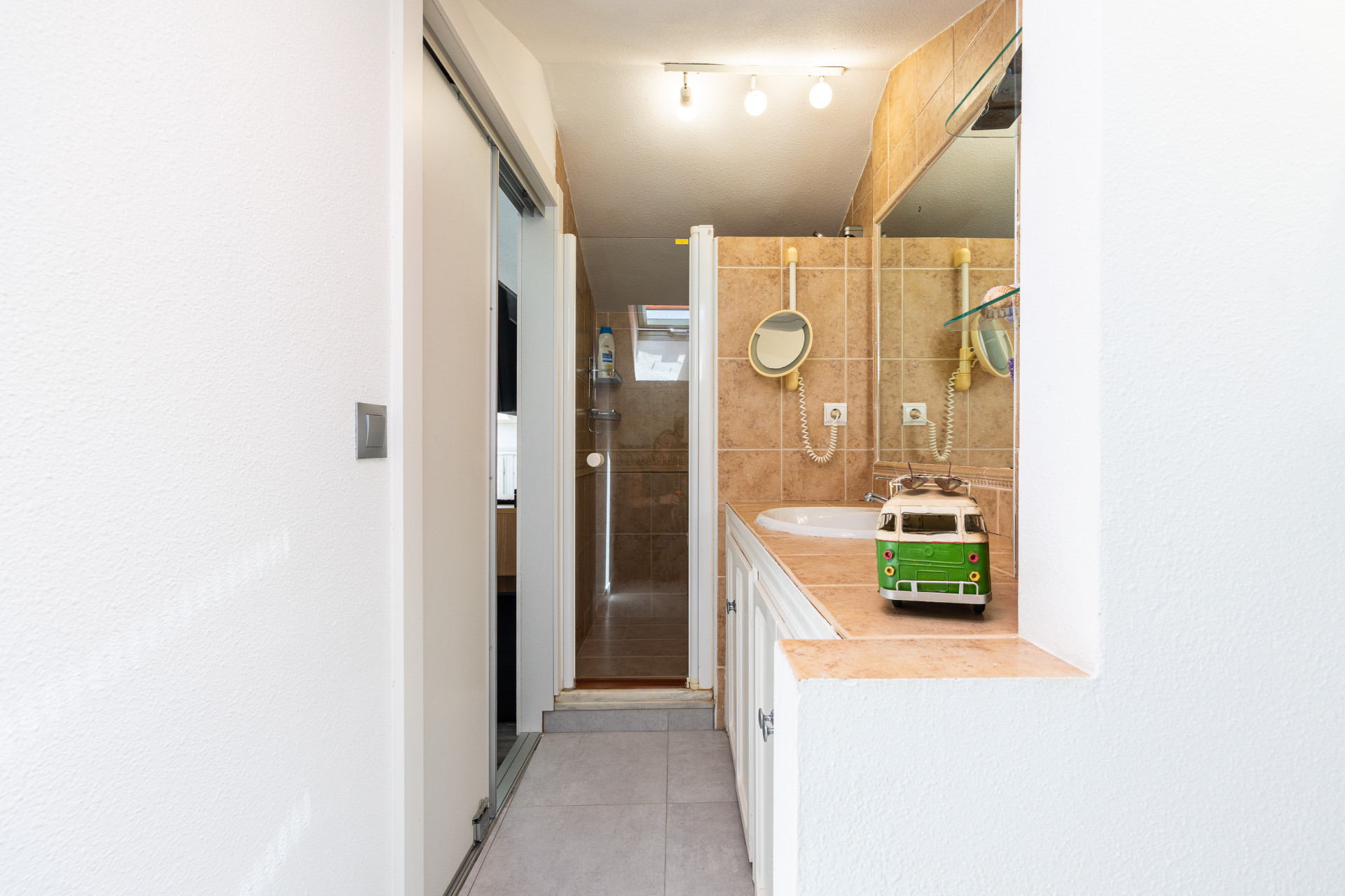 Renovated 4-Bed Townhouse with Sea Views in Calahonda — Calahonda