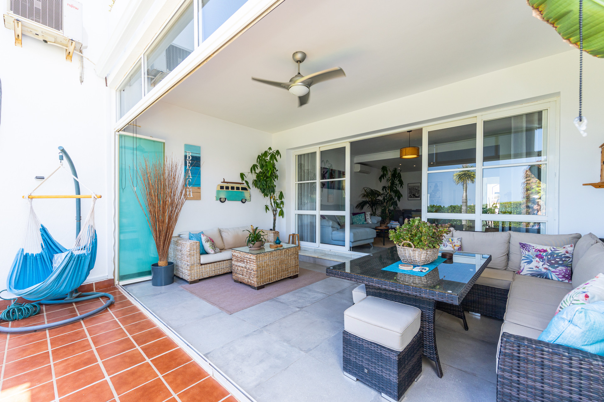 Renovated 4-Bed Townhouse with Sea Views in Calahonda — Calahonda