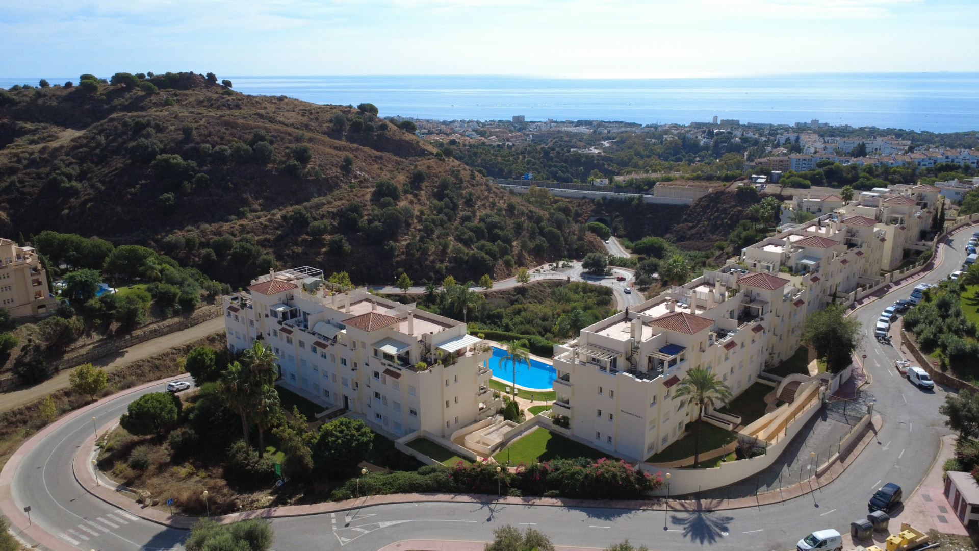 Sea-View Penthouse with Huge Terraces & Solarium, Calahonda — Calahonda