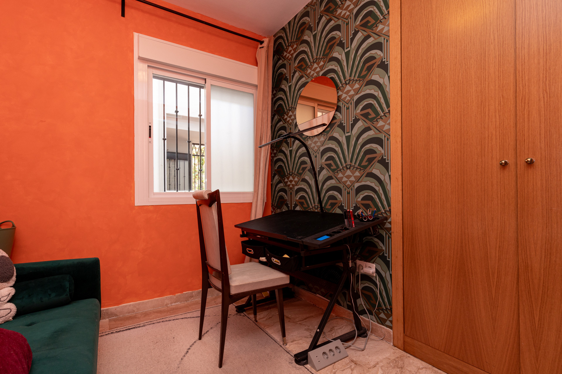 Elevated Ground Floor 2-Bed Apartment with Sea Views, Calahonda — Calahonda
