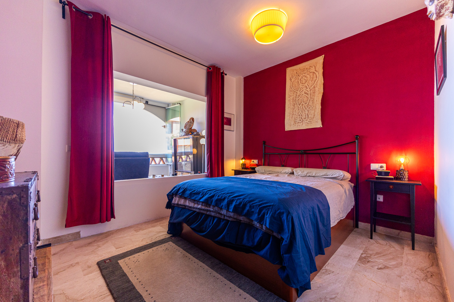 Elevated Ground Floor 2-Bed Apartment with Sea Views, Calahonda — Calahonda