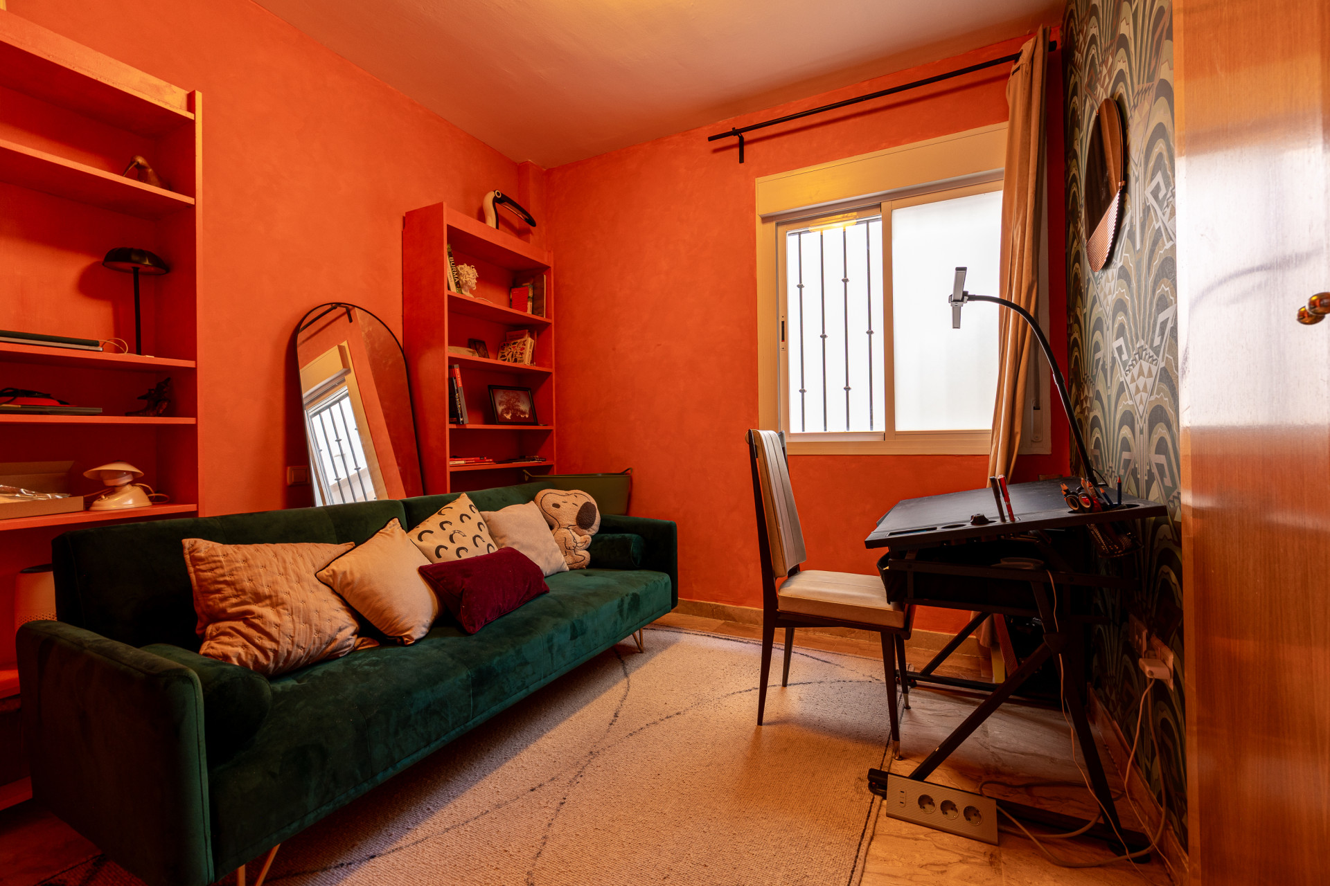 Elevated Ground Floor 2-Bed Apartment with Sea Views, Calahonda — Calahonda