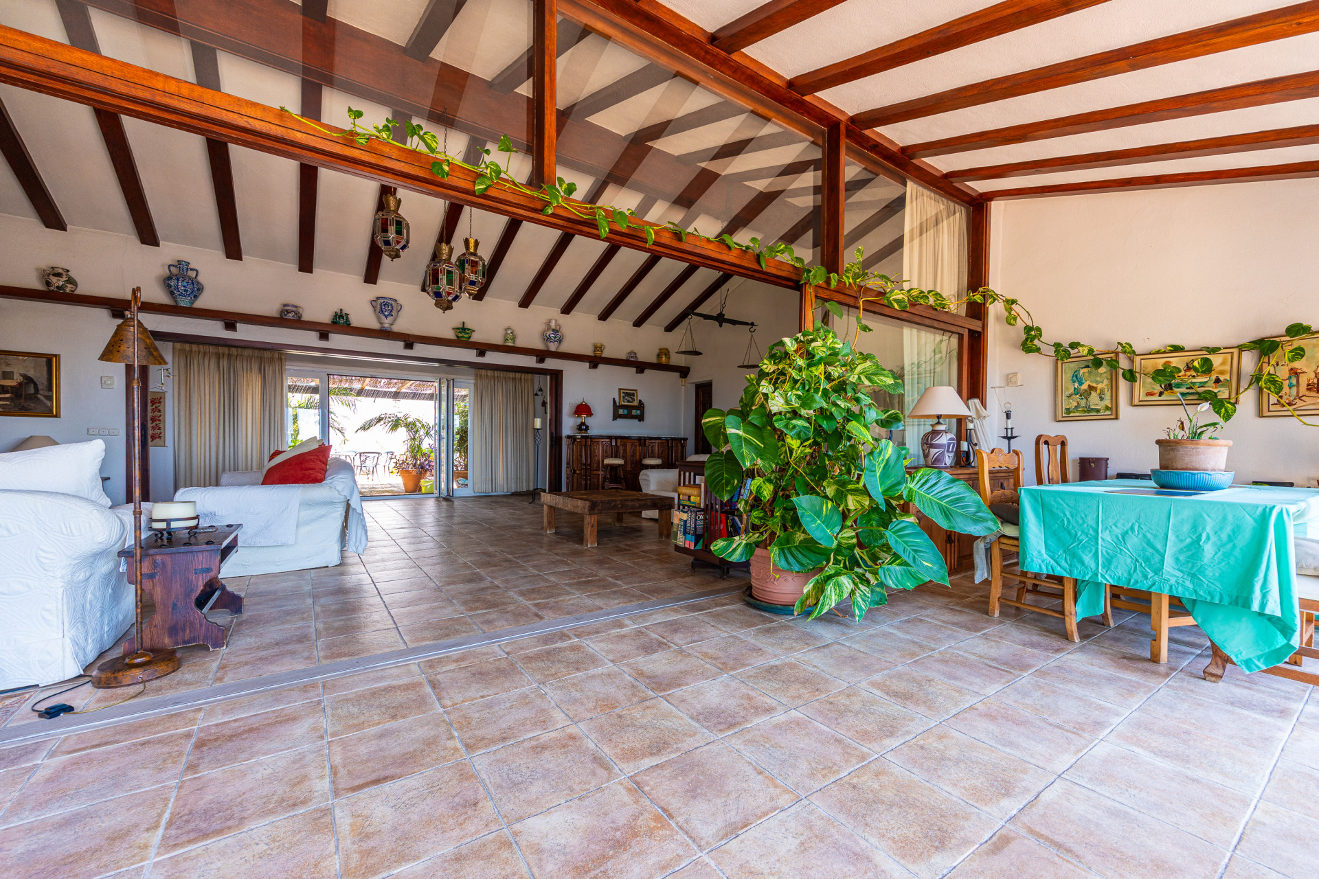 Cortijo-Style Villa with Sea Views on 3,000m² Plot, El Chaparral — El Chaparral