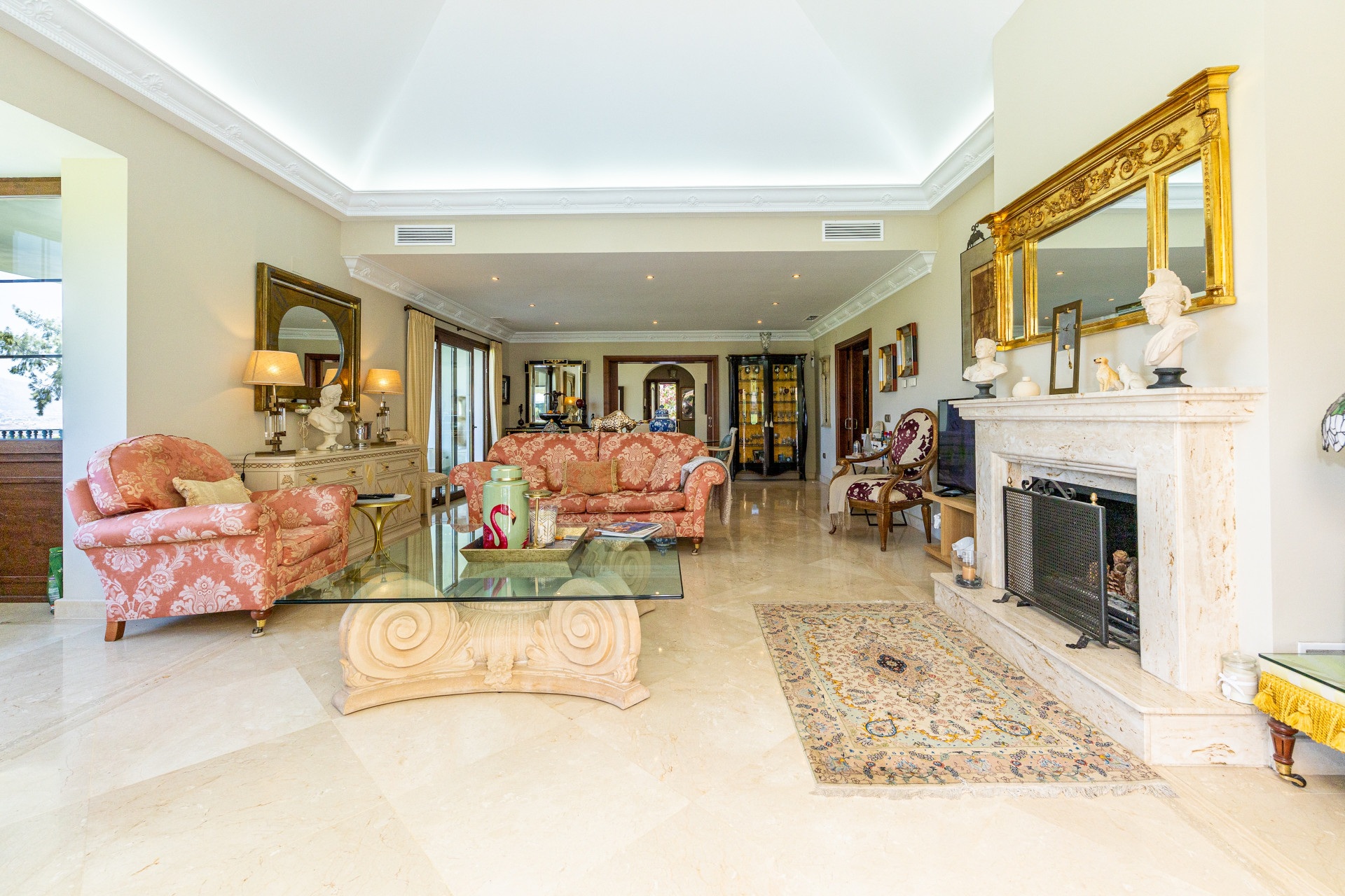 Elegant 4-Bed Golf-Front Villa in La Cala Golf Resort, Malaga — La Cala Golf Resort