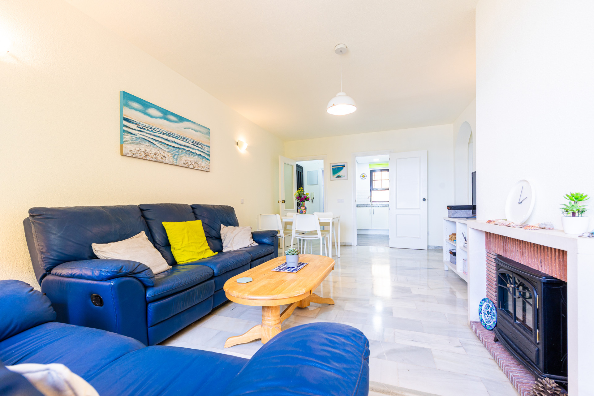 Two-Bed Ground Floor Apartment with Sea Views, Calahonda — Calahonda