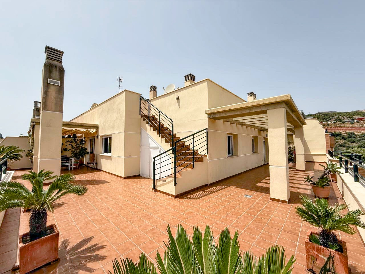 Stunning 4-Bed Penthouse with 224m² Terraces & Solarium, Torremolinos — Torremolinos