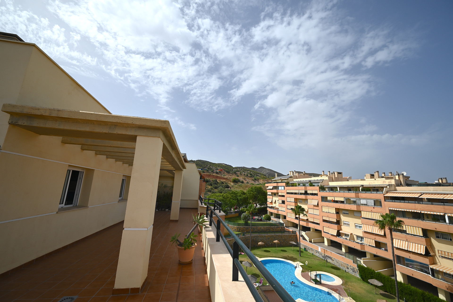 Stunning 4-Bed Penthouse with 224m² Terraces & Solarium, Torremolinos — Torremolinos