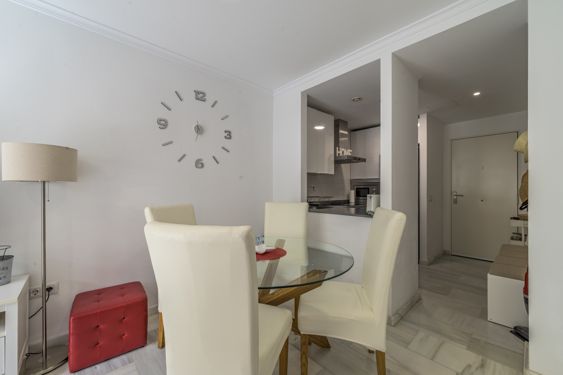 Bright 3-Bed Apartment in Los Boliches, Fuengirola — Fuengirola