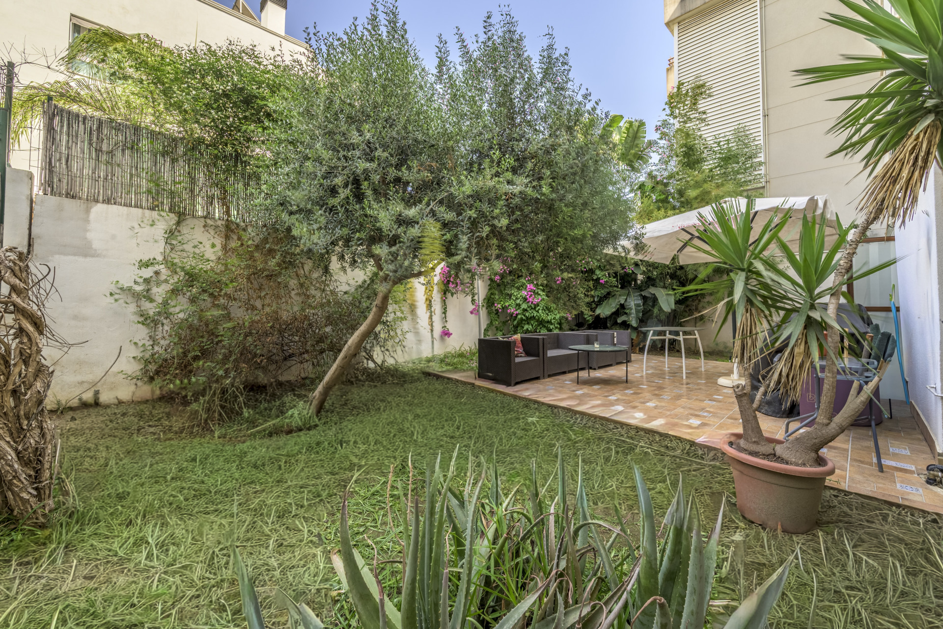 Ground Floor Apartment with Two Gardens & Pool, Loma del Real, Mijas Costa — Mijas Costa