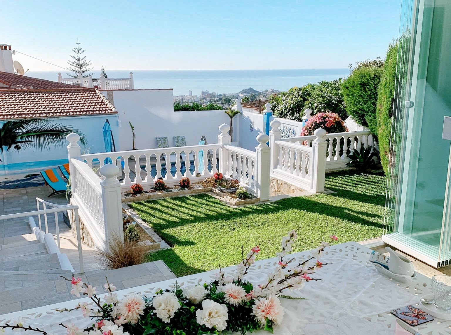Luxury Sea View Villa in Benalmadena Centro with Established Rental Business — Benalmadena Centro