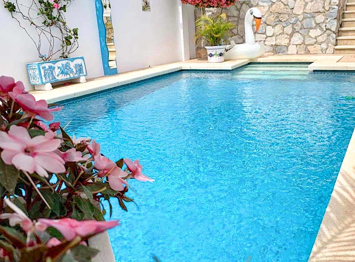 Luxury Sea View Villa in Benalmadena Centro with Established Rental Business — Benalmadena Centro