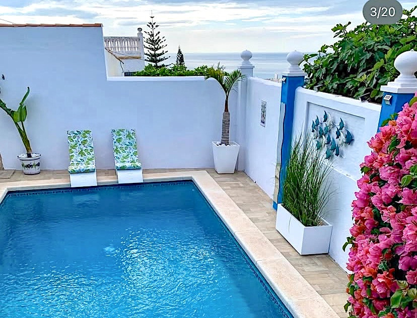Luxury Sea View Villa in Benalmadena Centro with Established Rental Business — Benalmadena Centro