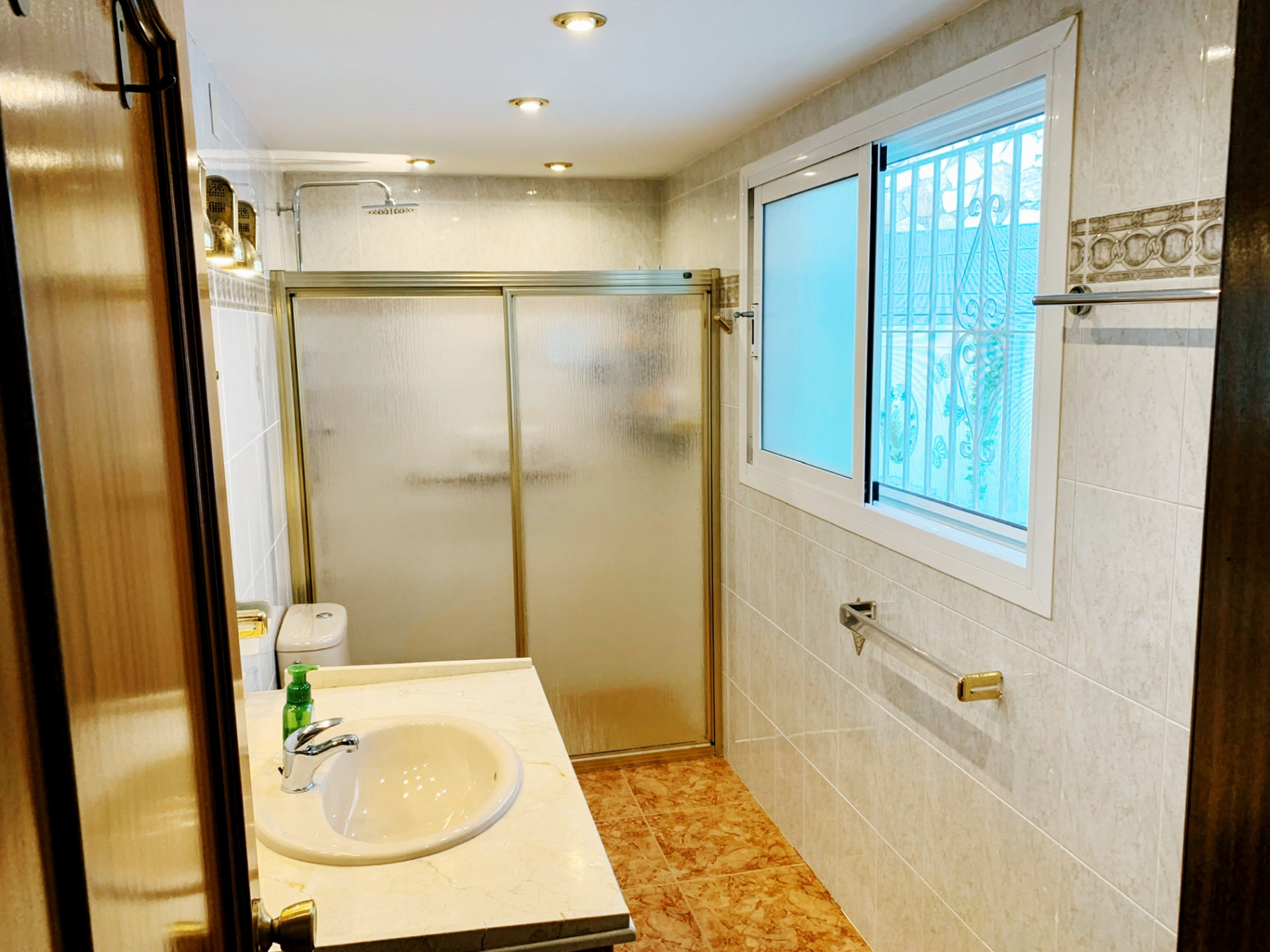 Luxury Sea View Villa in Benalmadena Centro with Established Rental Business — Benalmadena Centro