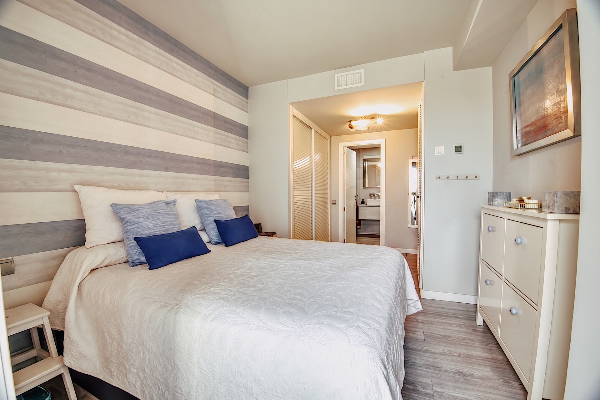 Renovated 3-Bed Sea-View Apartment with Pool in Montealto, Benalmádena — Benalmadena