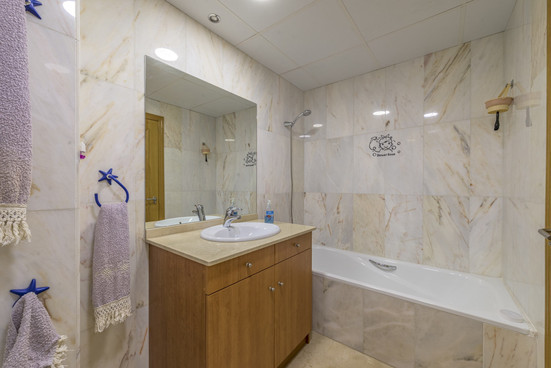 Bright 3-Bed Apartment with Pool in Lomas del Real, Mijas Costa — Mijas Costa