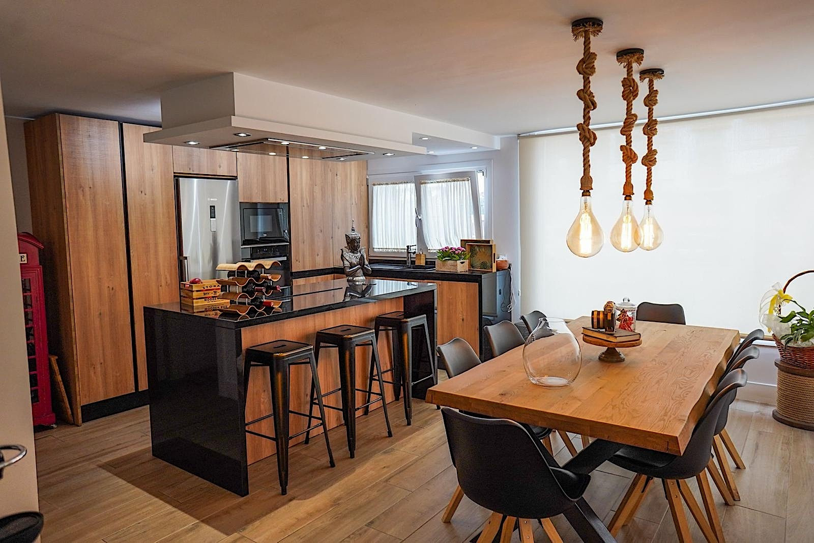 Turn-Key Corner Town House with Pool in Benalmádena Pueblo — Benalmadena Pueblo